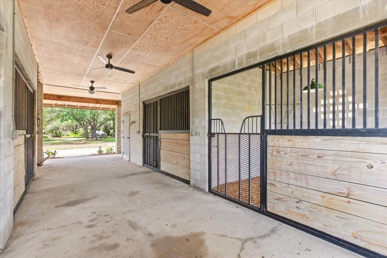 4910 E Lake Drive, Winter Springs, FL 32708 Photo