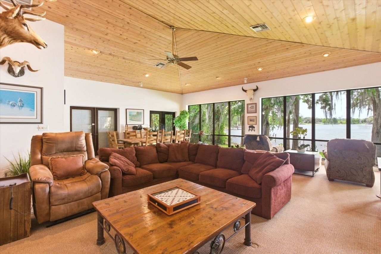 4910 E Lake Drive, Winter Springs, FL 32708 Photo