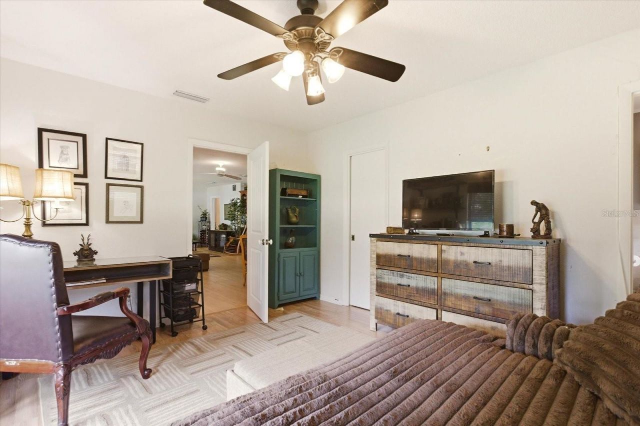 4910 E Lake Drive, Winter Springs, FL 32708 Photo