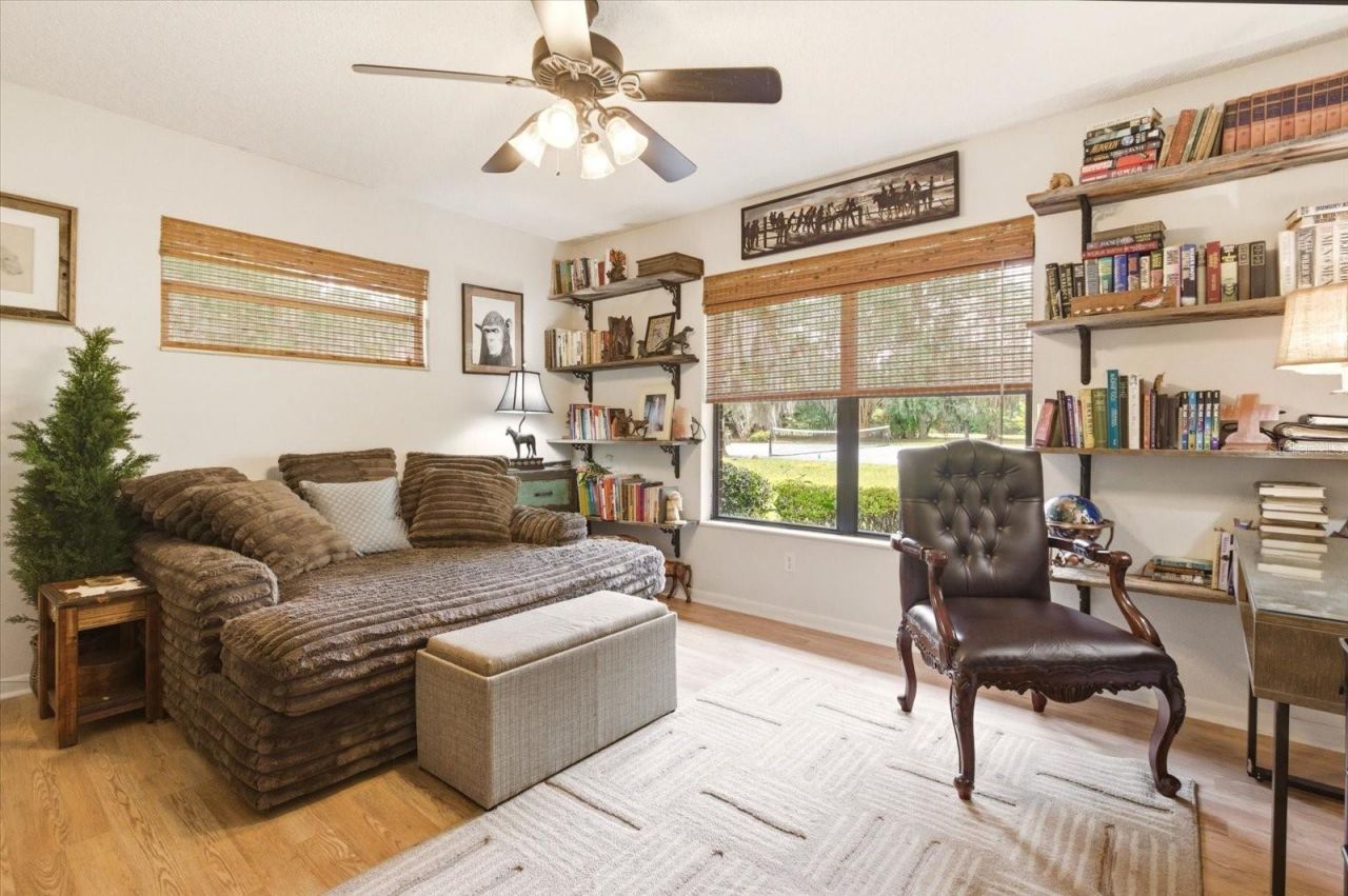 4910 E Lake Drive, Winter Springs, FL 32708 Photo