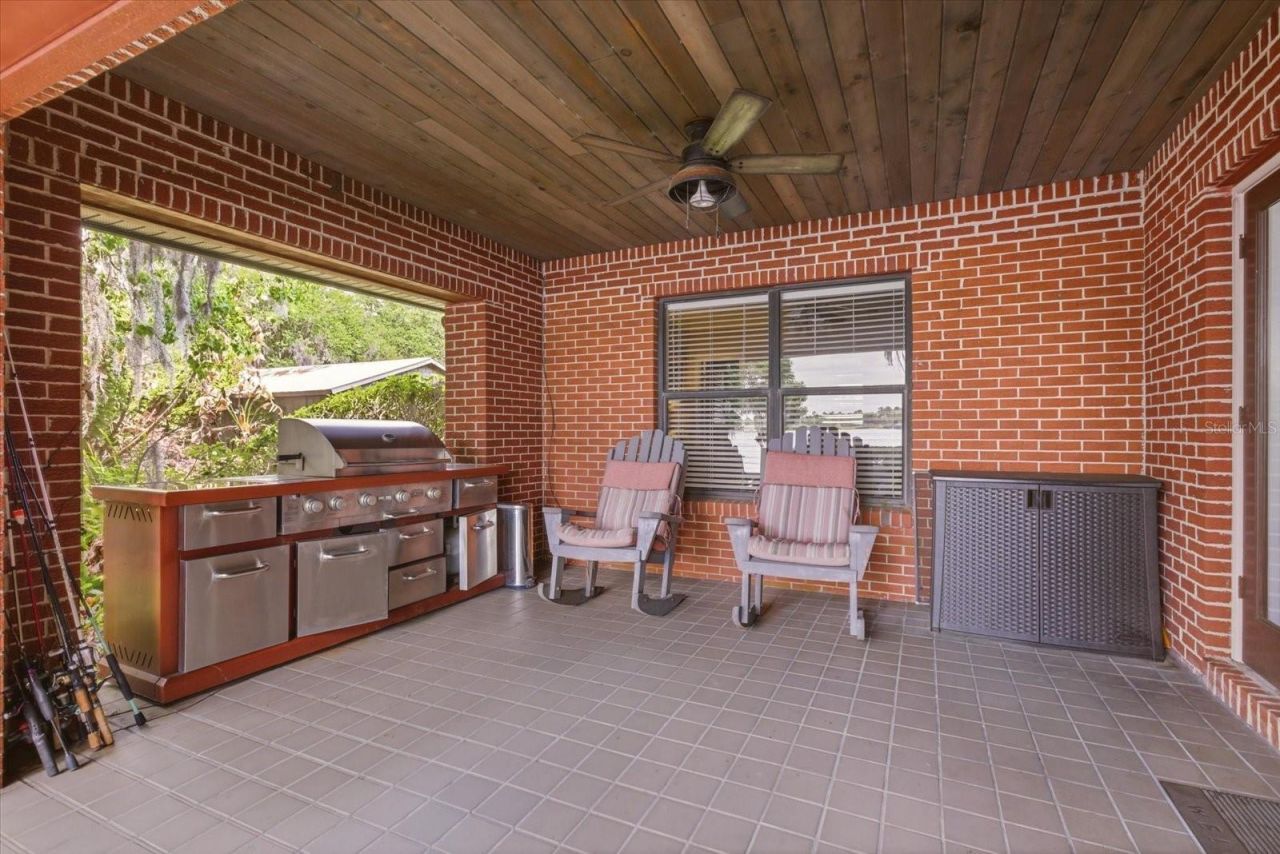 4910 E Lake Drive, Winter Springs, FL 32708 Photo