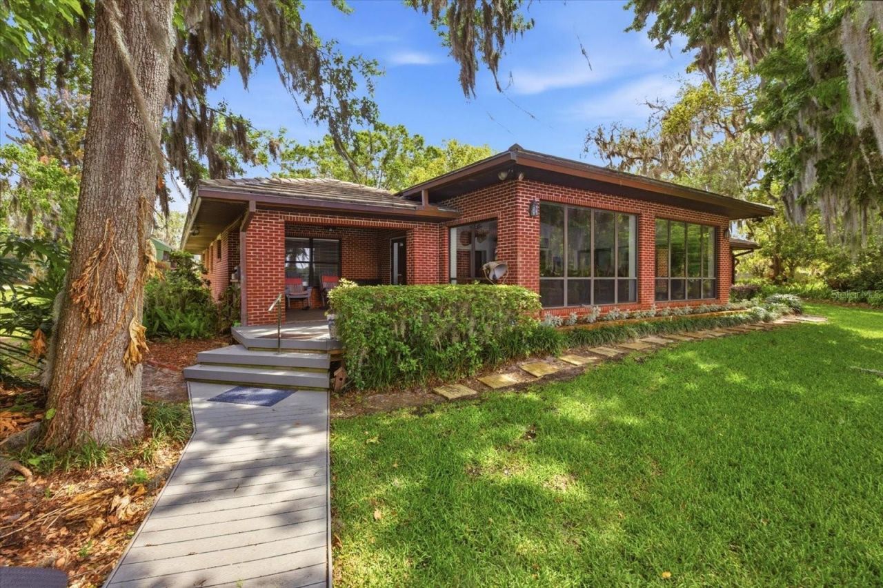 4910 E Lake Drive, Winter Springs, FL 32708 Photo