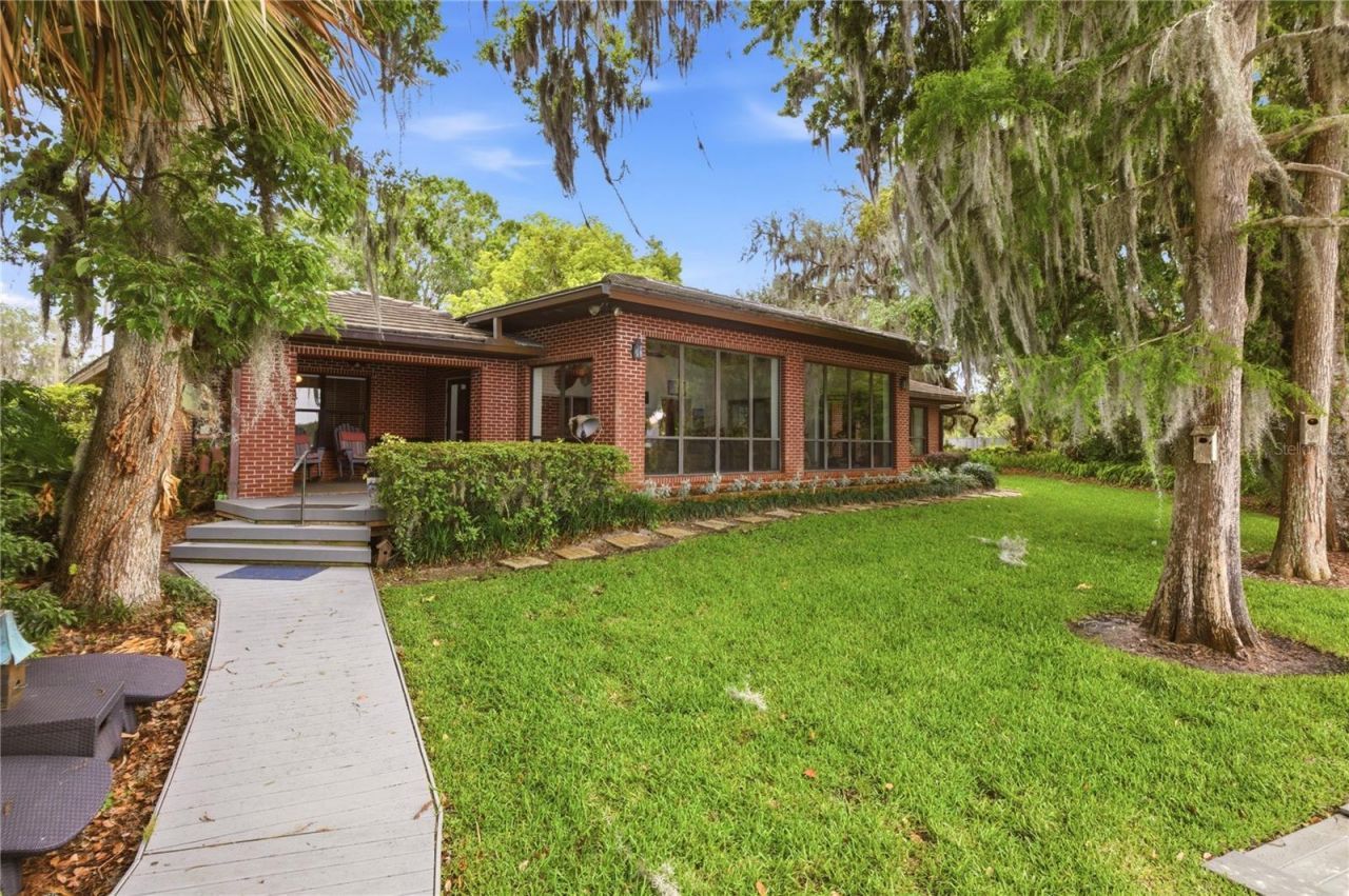 4910 E Lake Drive, Winter Springs, FL 32708 Photo