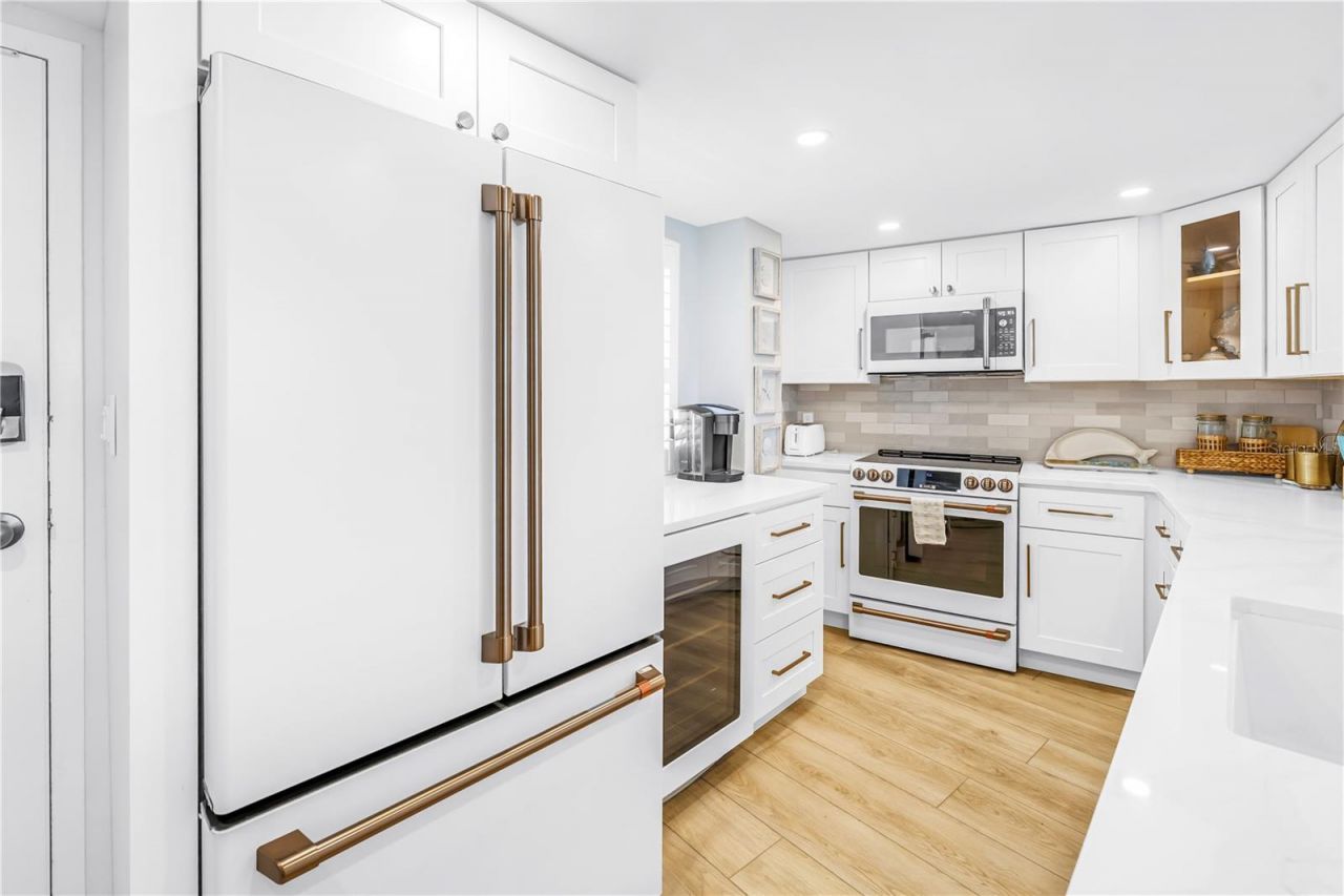 6300 Midnight Pass Road, Unit 702, Sarasota, FL 34242 Photo