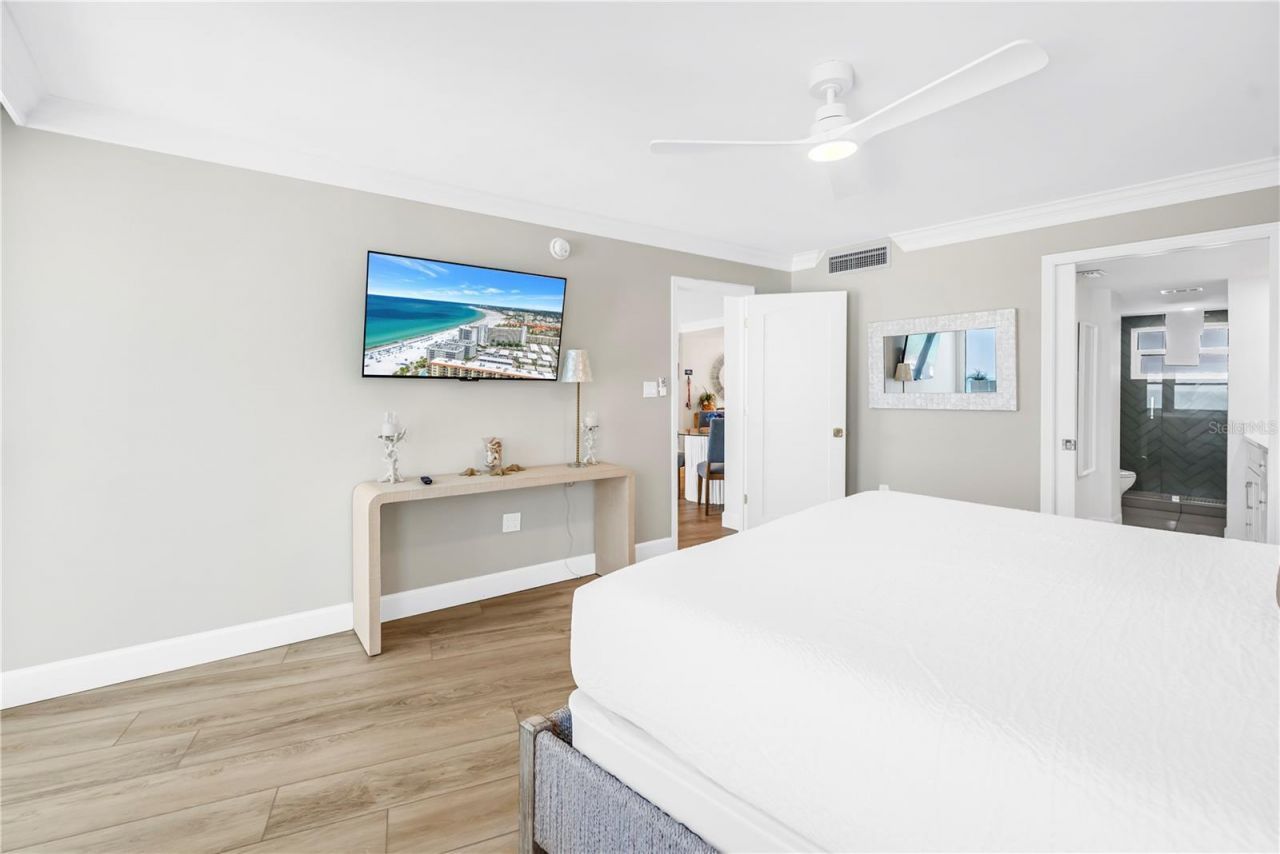 6300 Midnight Pass Road, Unit 702, Sarasota, FL 34242 Photo