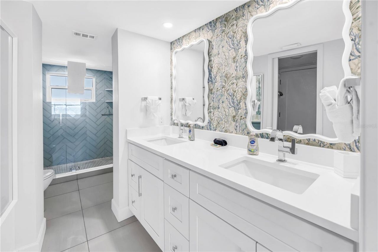 6300 Midnight Pass Road, Unit 702, Sarasota, FL 34242 Photo