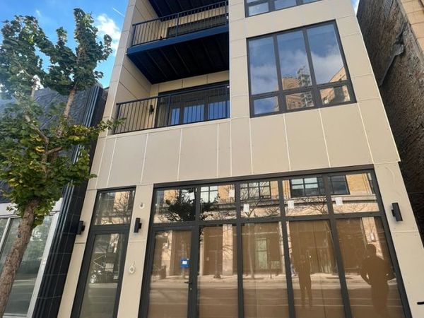 3244 N Lincoln Avenue , Unit 2E, Chicago, IL 60657