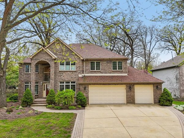 1105 Portsmouth Circle , Gurnee, IL 60031
