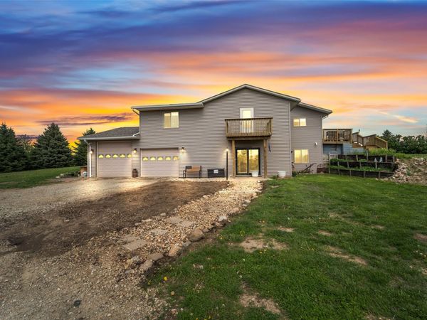 2704 Binford Avenue, State Center, IA 50247
