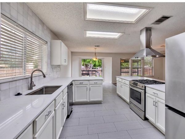 908 Dogwood TRL, Cedar Park, TX 78613