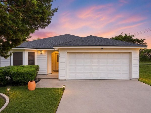 2001 Rain Water DR , Austin, TX 78734