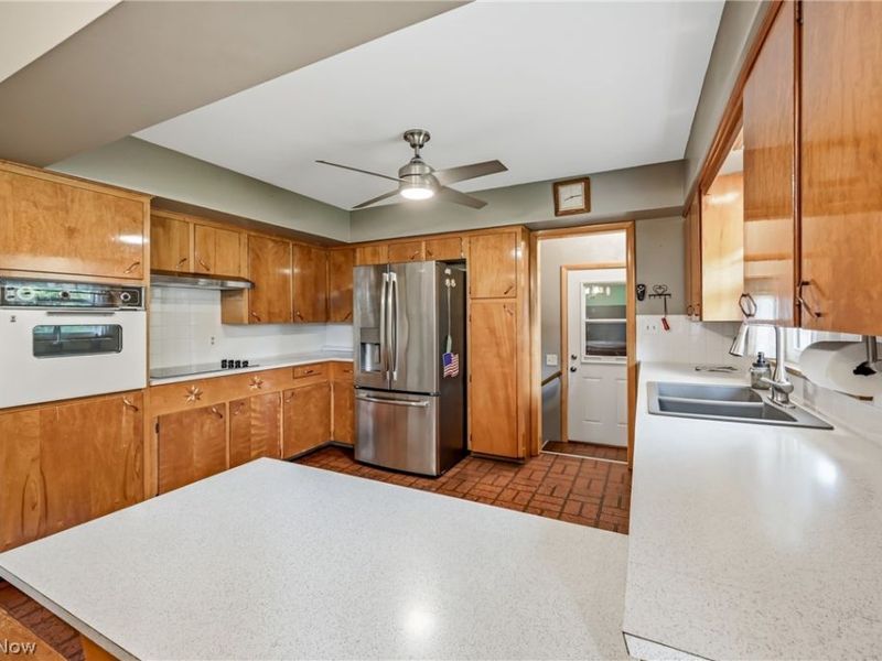3130 Lynwood Drive NW, Warren, OH 44485 Photo 17