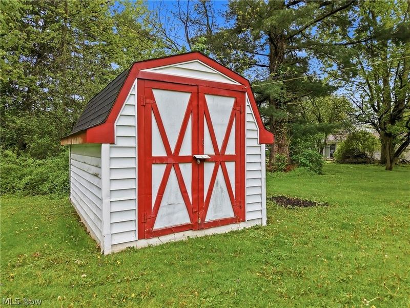 3130 Lynwood Drive NW, Warren, OH 44485 Photo 7