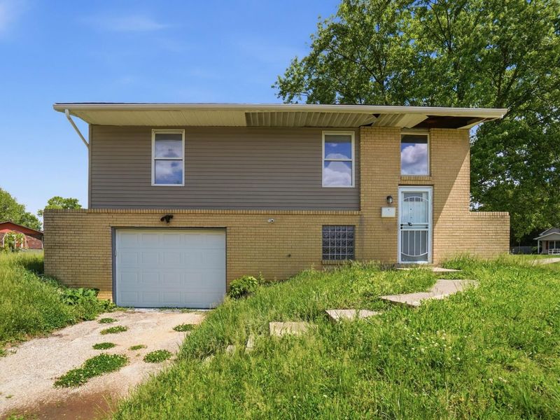 1805 Coretta Court, Dayton, OH 45417 Photo 1
