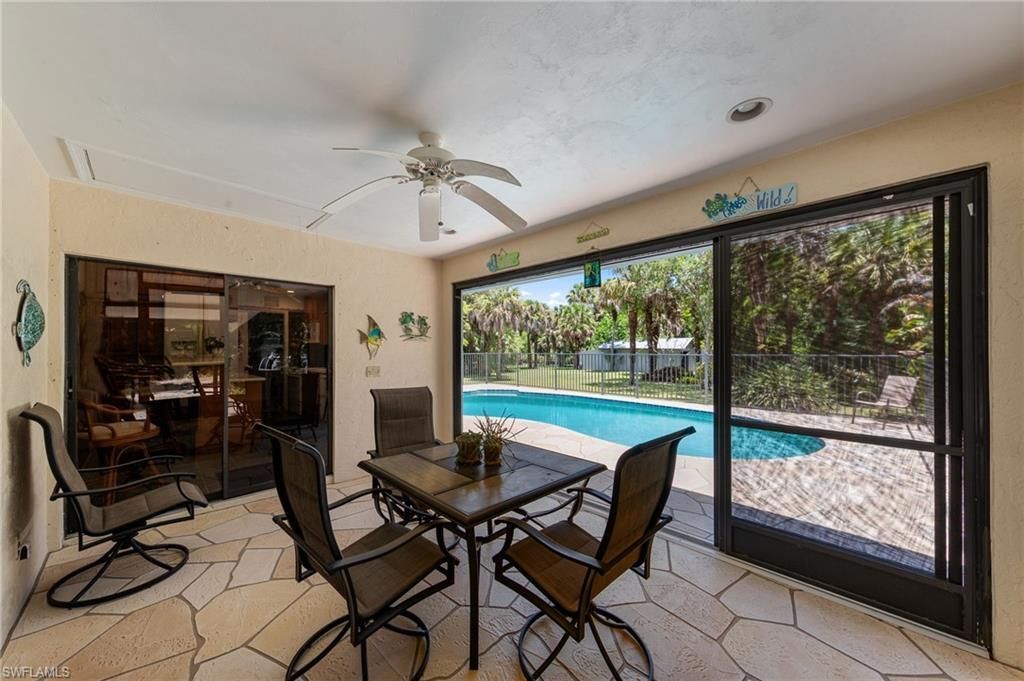 1090 13th St Sw, Naples, FL 34117 Photo
