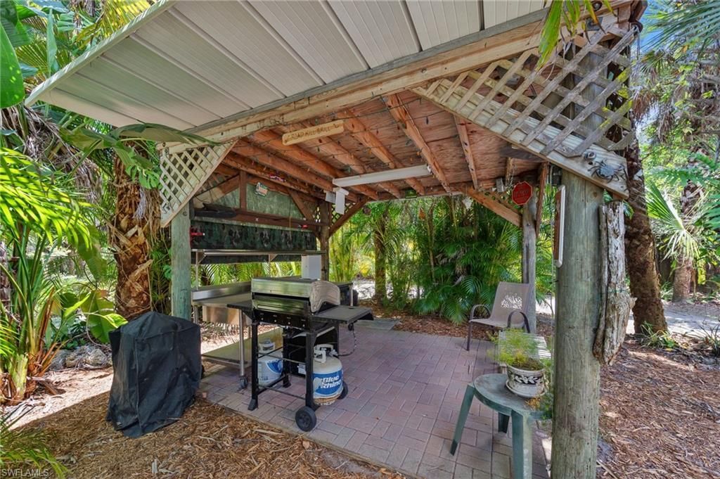1090 13th St Sw, Naples, FL 34117 Photo