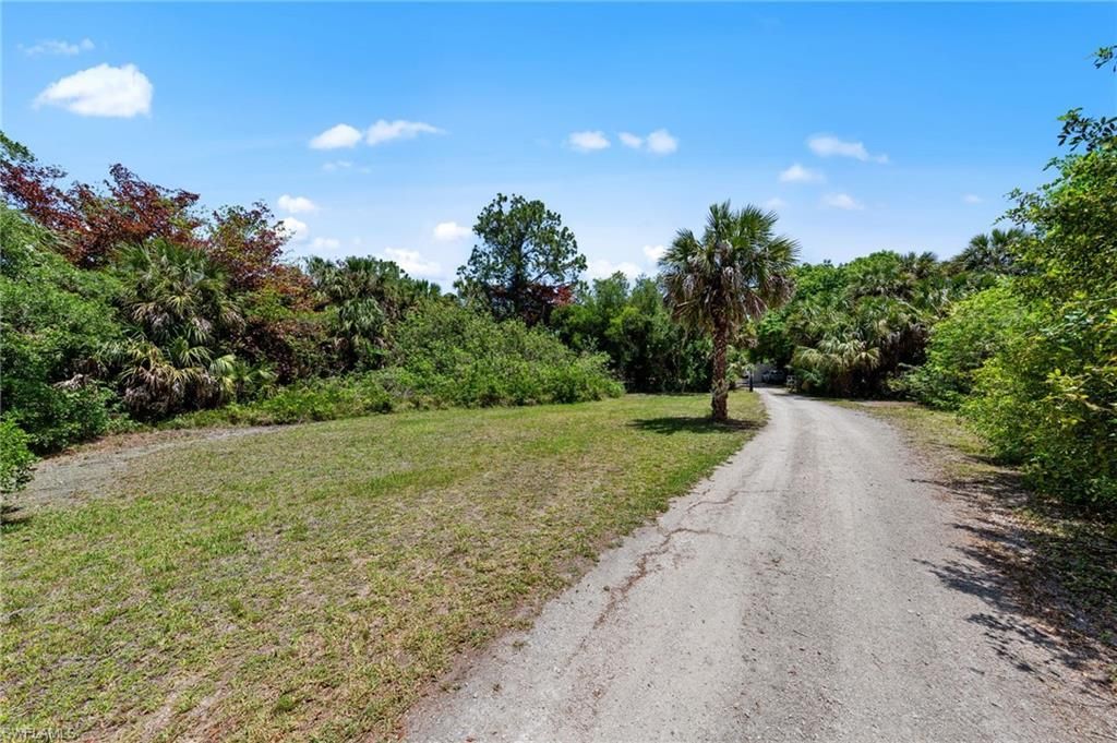 1090 13th St Sw, Naples, FL 34117 Photo