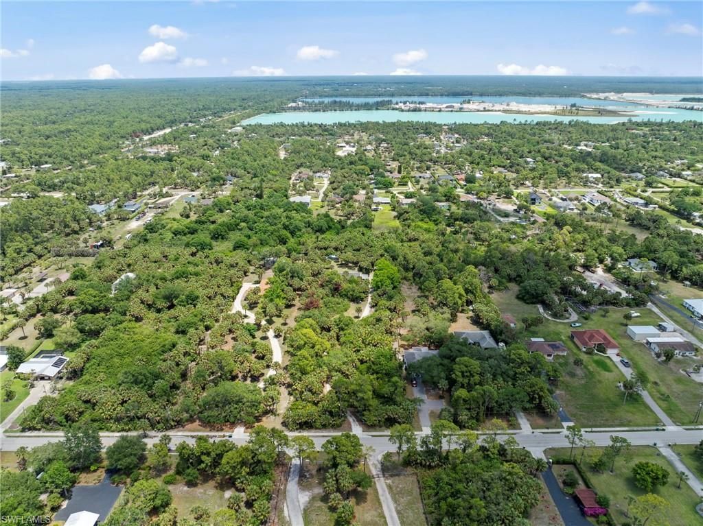 1090 13th St Sw, Naples, FL 34117 Photo