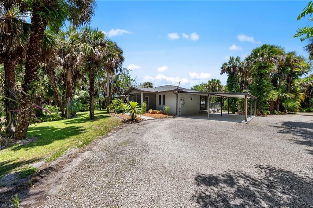 1090 13th St Sw, Naples, FL 34117 Photo