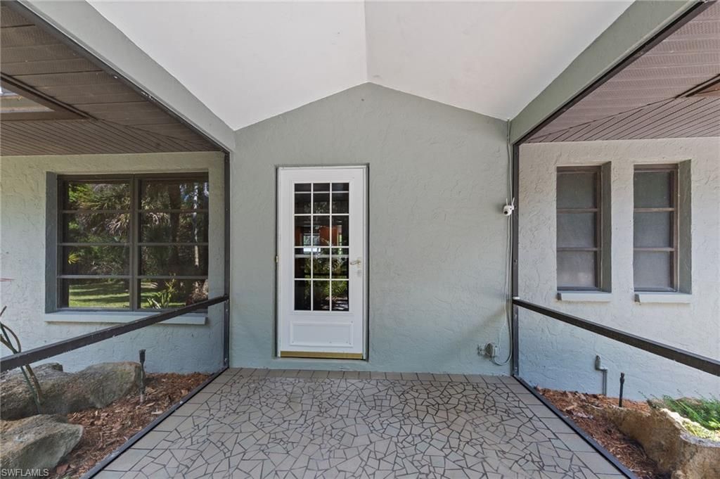 1090 13th St Sw, Naples, FL 34117 Photo