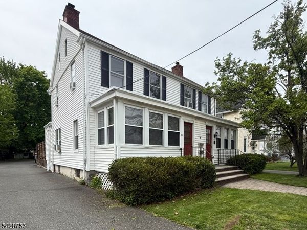 23 E Hanover Ave, Morris, NJ 07950