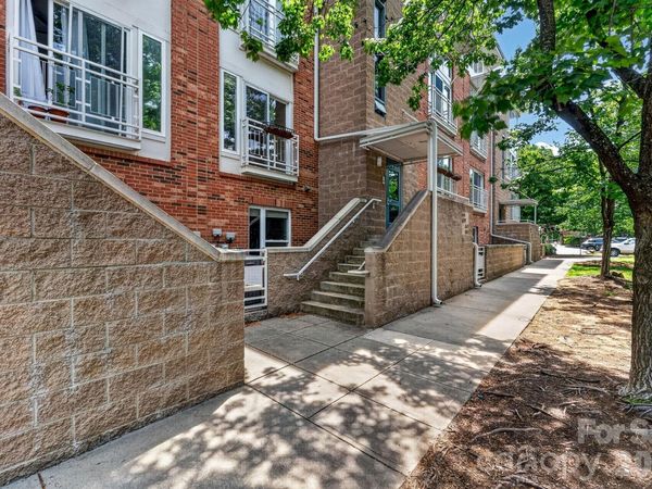 639 Raphael Place, Charlotte, NC 28205