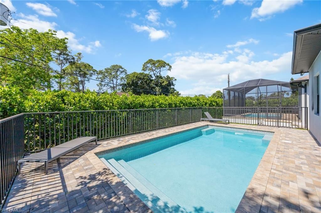 3552 Hibiscus Ave , Naples, FL 34104 Photo