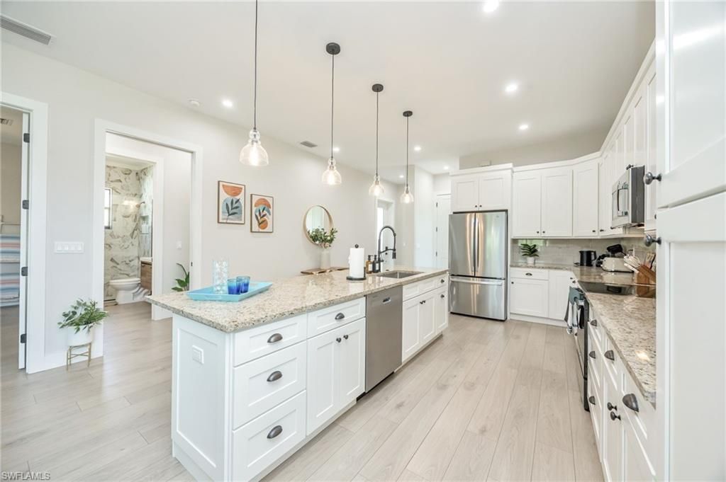 3552 Hibiscus Ave , Naples, FL 34104 Photo