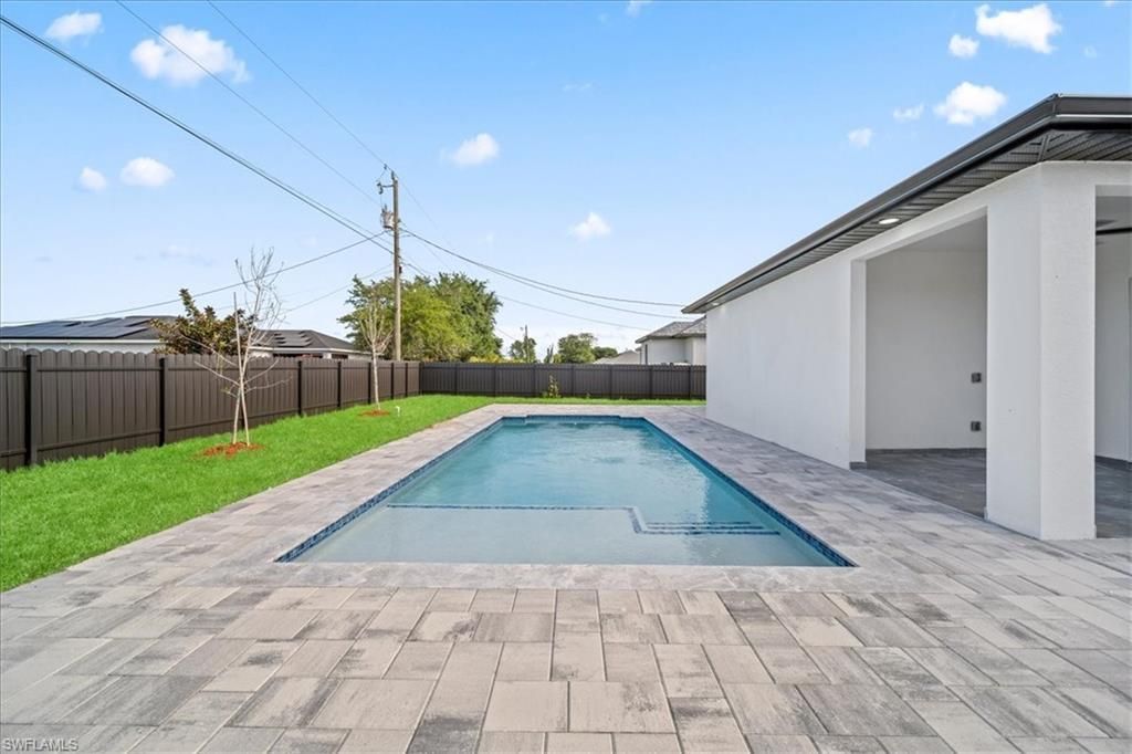 2220 NE 9th Pl , Cape Coral, FL 33909 Photo