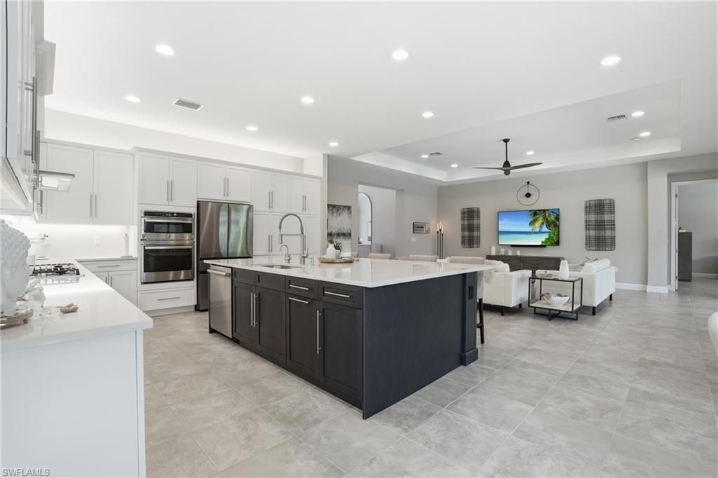 11644 Periwinkle Dr, Naples, FL 34120 Photo
