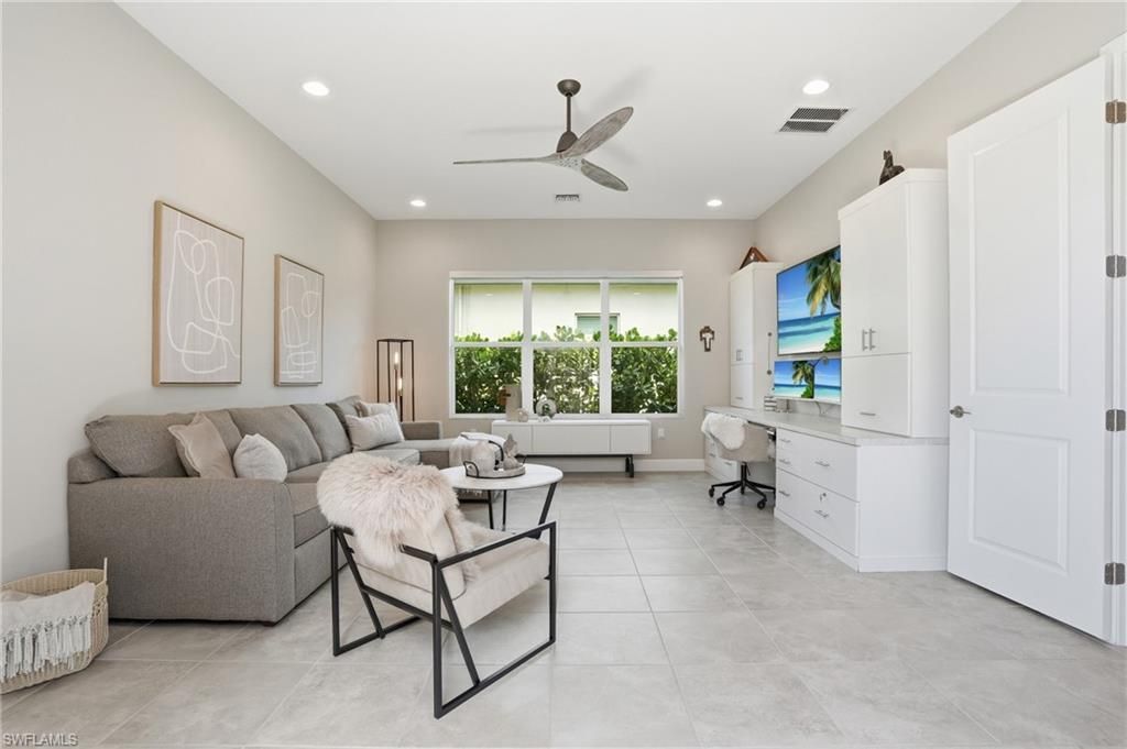 11644 Periwinkle Dr, Naples, FL 34120 Photo