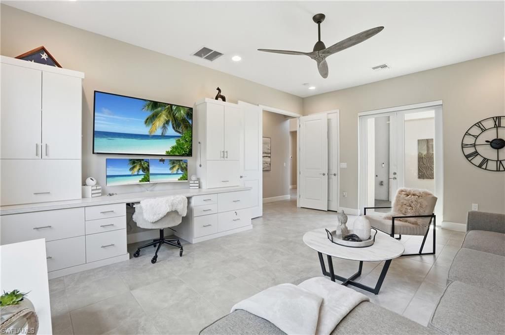 11644 Periwinkle Dr, Naples, FL 34120 Photo