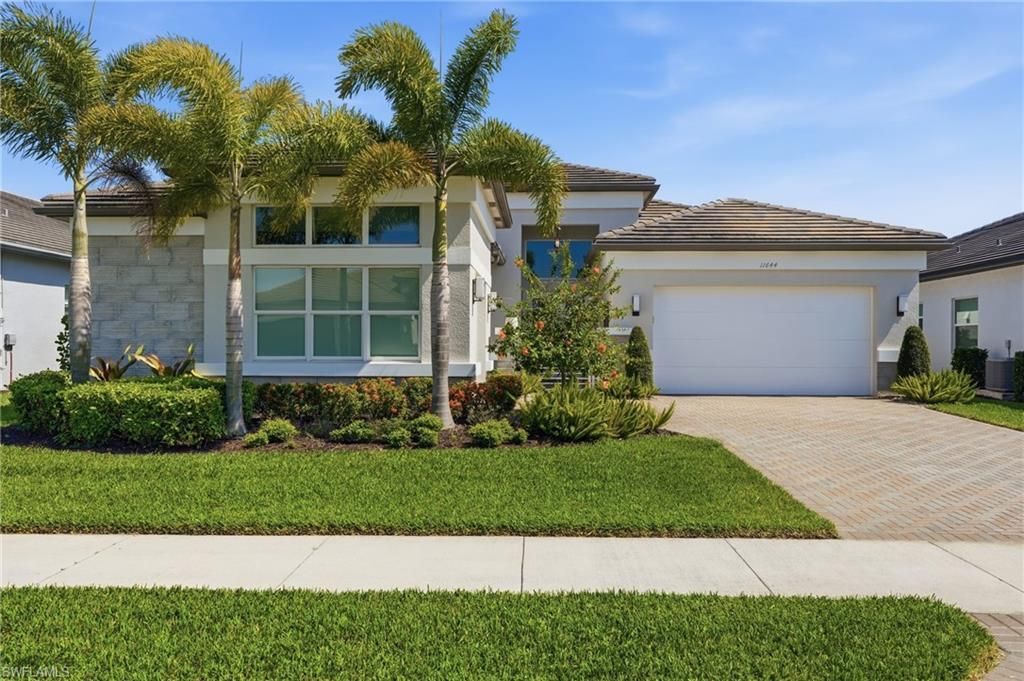 11644 Periwinkle Dr, Naples, FL 34120 Photo