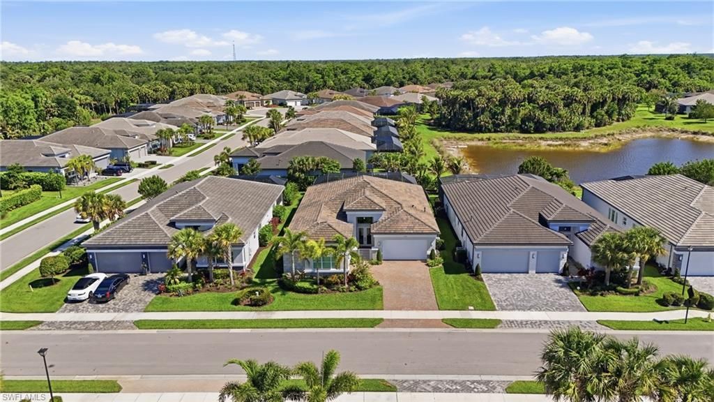 11644 Periwinkle Dr, Naples, FL 34120 Photo