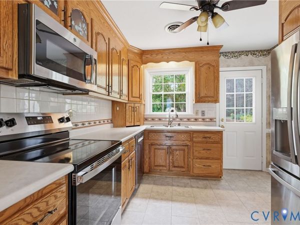 22925 River Road, Dinwiddie, VA 23803