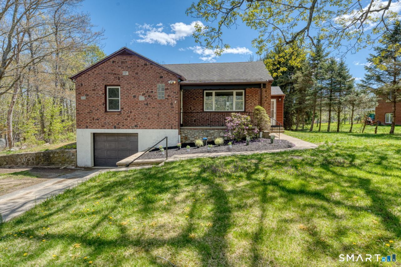 108 Breezy Hill, Harwinton, CT 06791 Main Photo
