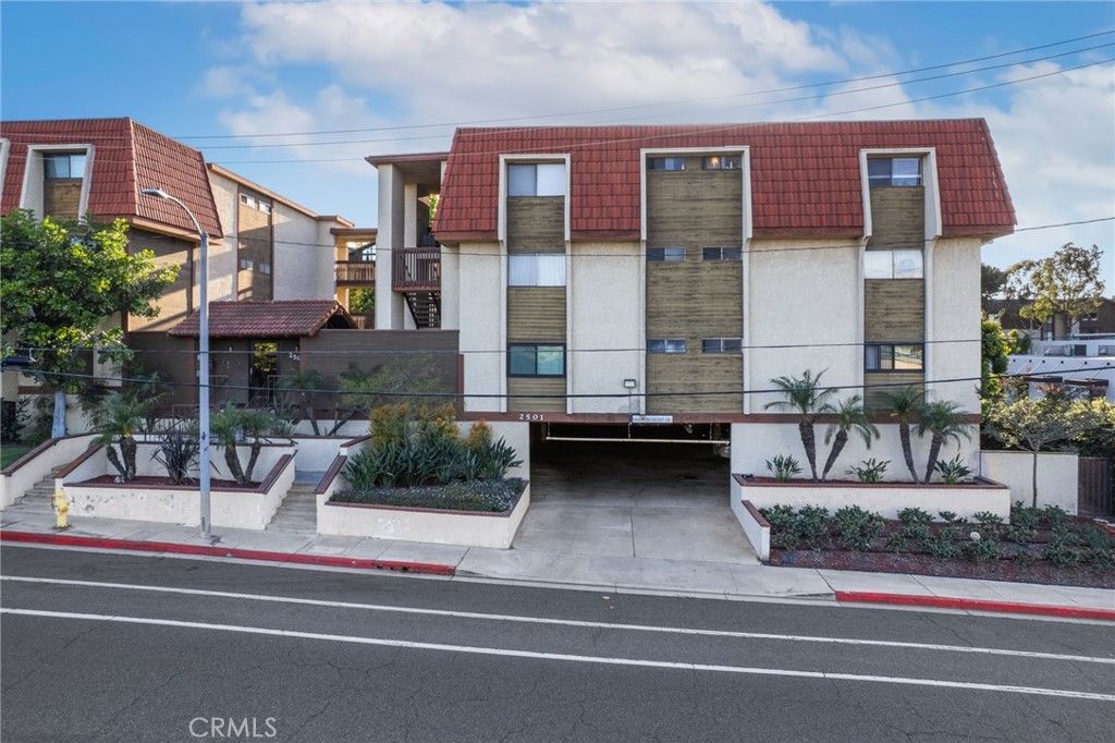 2501 Temple, Unit 309, Signal Hill, CA 90755 Main Photo
