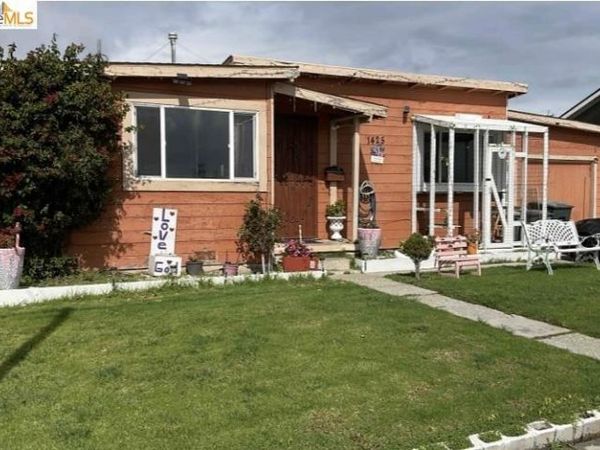 1425 E Alisal ST, Salinas, CA 93905