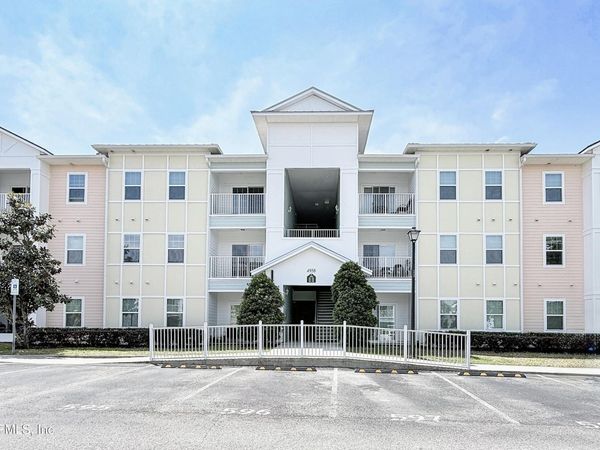 4958 KEY LIME Drive, Unit 205, Jacksonville, FL 32256