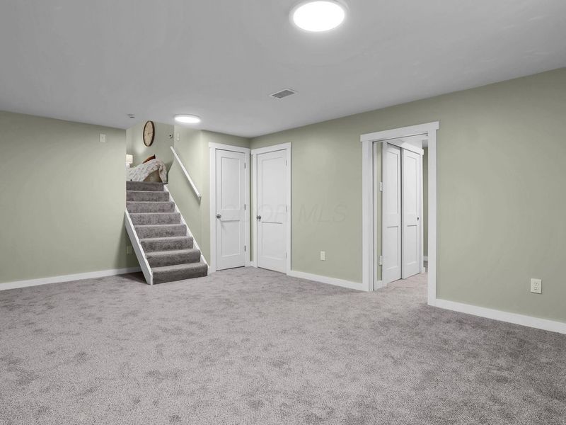 5085 Brush Ridge Court, Columbus, OH 43228 Photo 10
