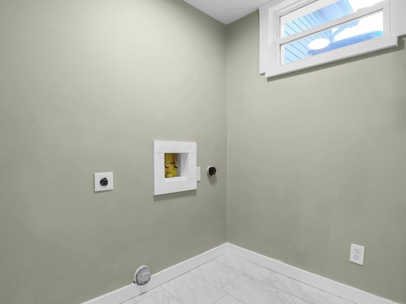 5085 Brush Ridge Court, Columbus, OH 43228 Photo 15