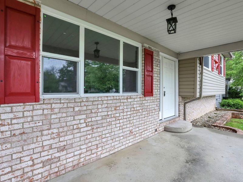 5085 Brush Ridge Court, Columbus, OH 43228 Photo 2