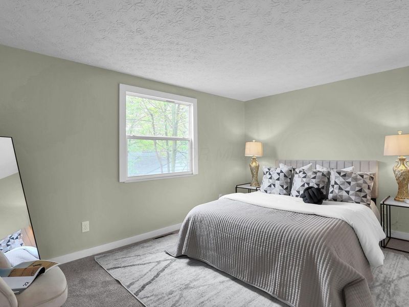 5085 Brush Ridge Court, Columbus, OH 43228 Photo 8