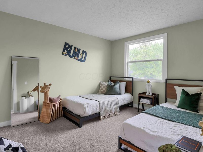 5085 Brush Ridge Court, Columbus, OH 43228 Photo 9