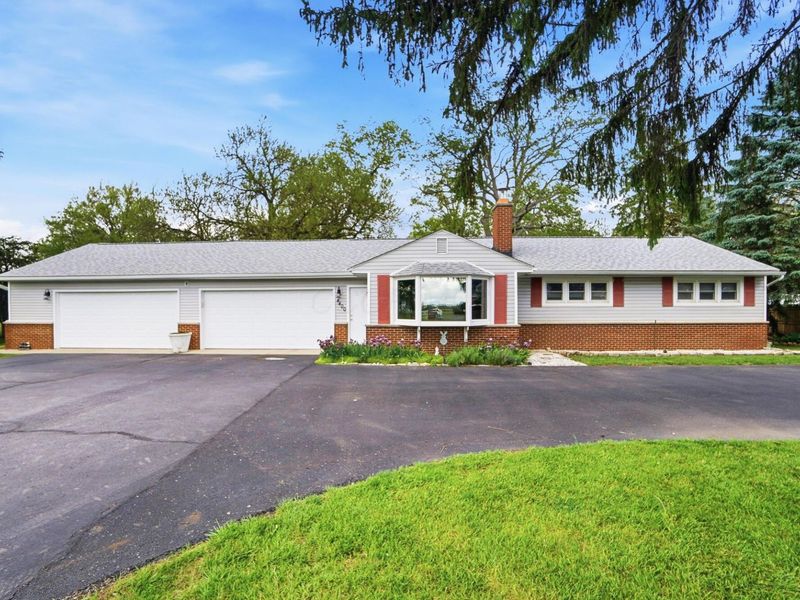 4400 Grove City Road, Grove City, OH 43123 Photo 1