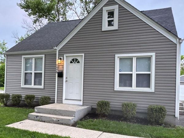 2498 Renwood Place, Columbus, OH 43211