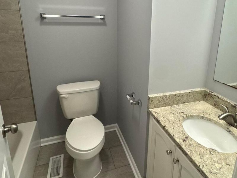 2498 Renwood Place, Columbus, OH 43211 Photo 4
