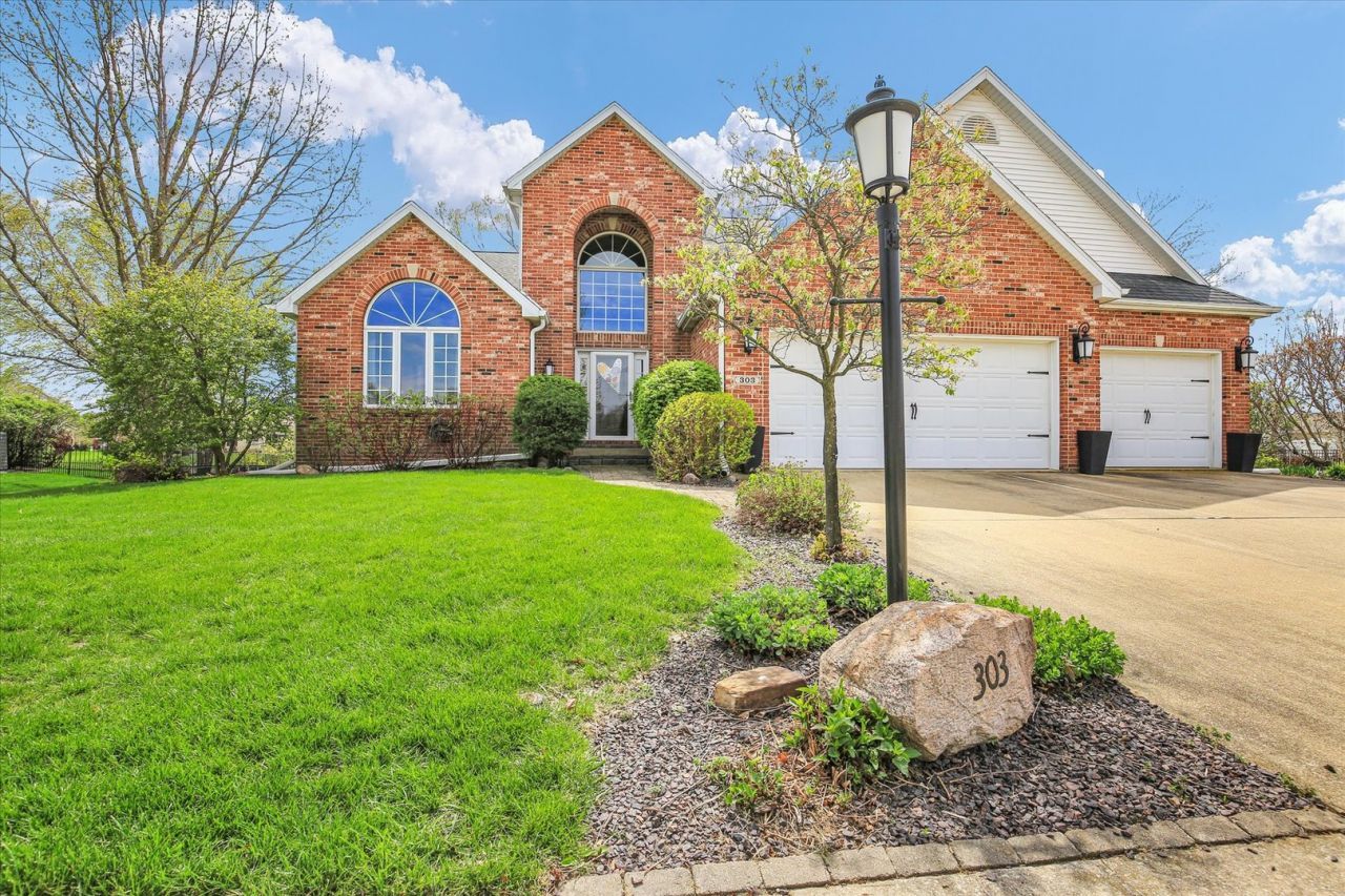 303 Orchard Drive , Mahomet, IL 61853 Main Photo