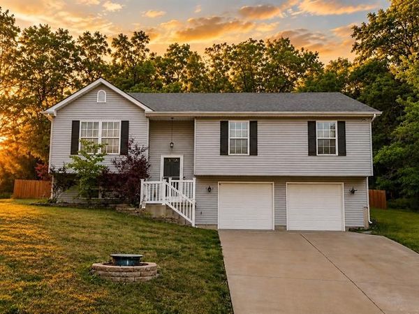 10318 Timber Hill Drive, Hillsboro, MO 63050