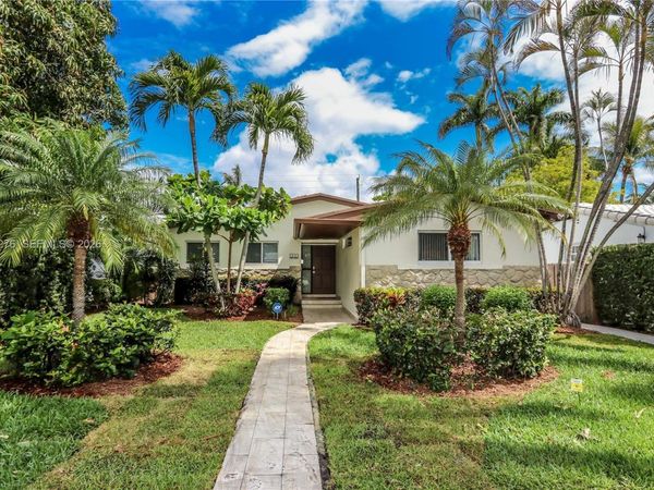 1333 Tyler St , Hollywood, FL 33019